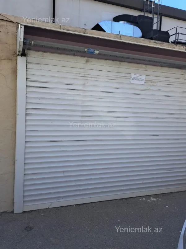 Satılır 2 otaqlı köhnə tikili 76 m²