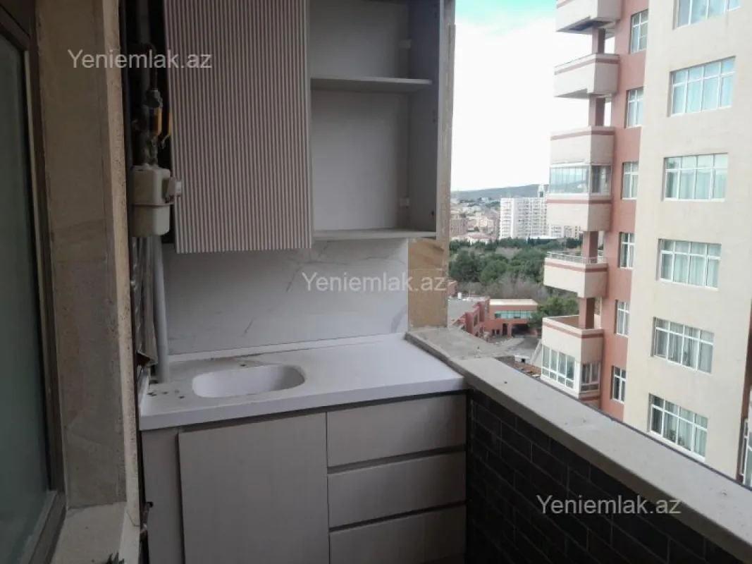 Satılır 3 otaqlı yeni tikili 141 m²