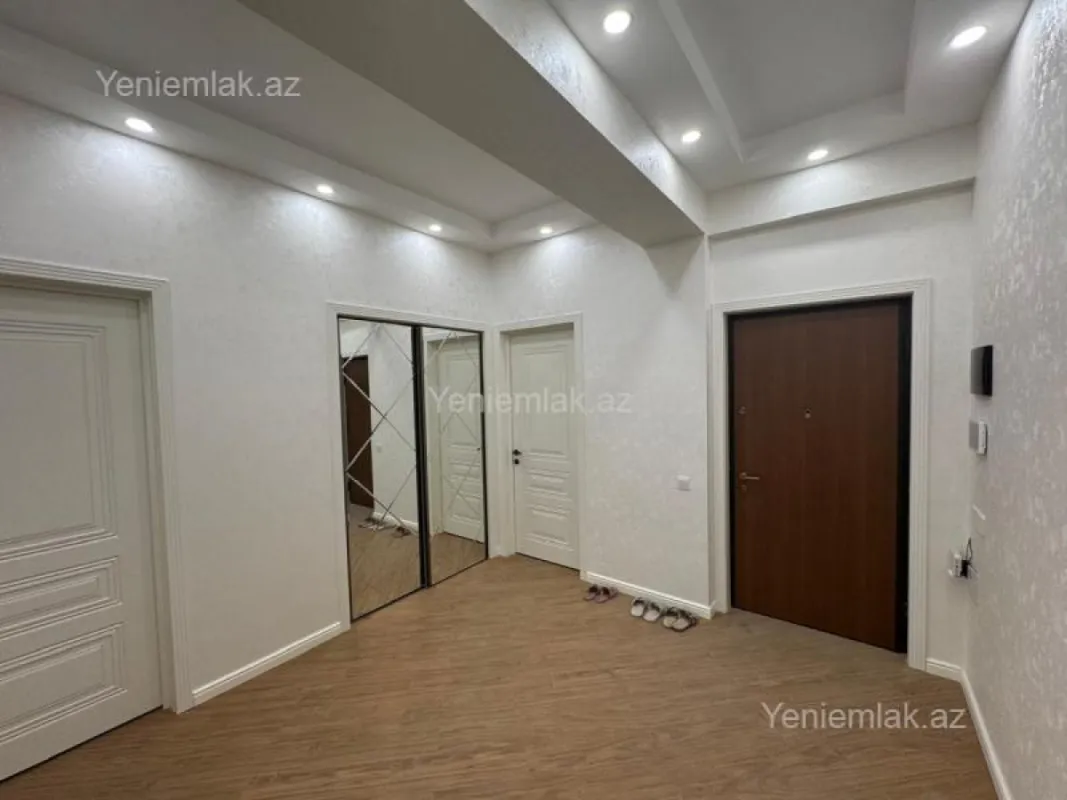 Satılır 3 otaqlı yeni tikili 141 m²