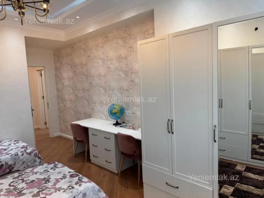 Satılır 3 otaqlı yeni tikili 141 m²