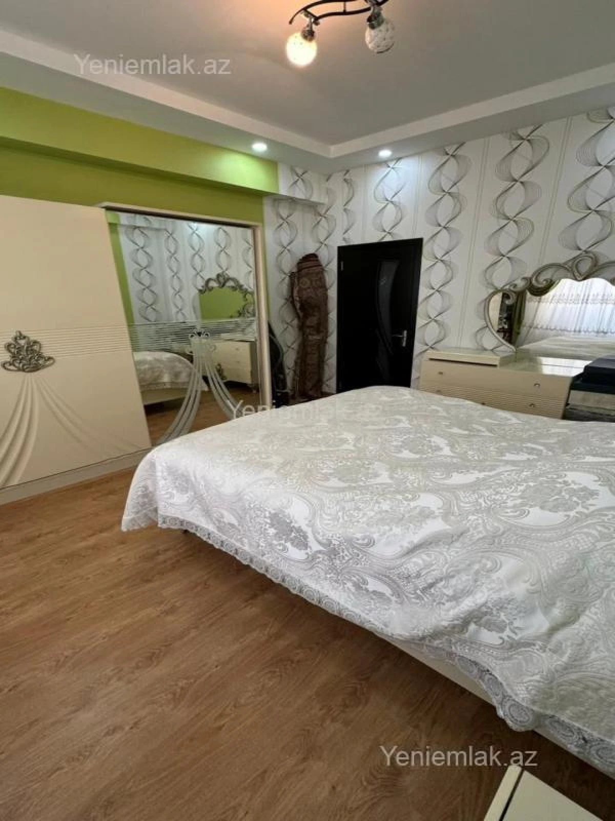 Satılır 3 otaqlı yeni tikili 114 m²