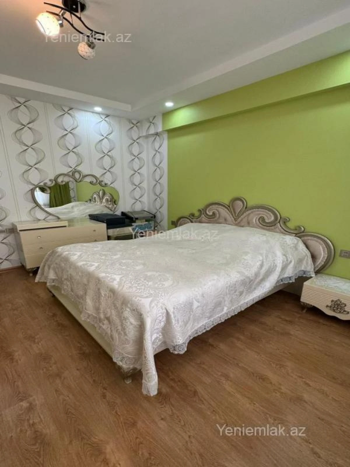 Satılır 3 otaqlı yeni tikili 114 m²