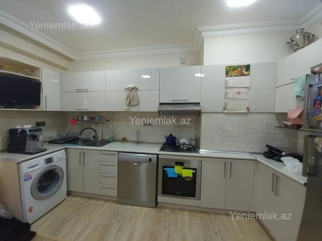 Satılır 4 otaqlı yeni tikili 142 m²