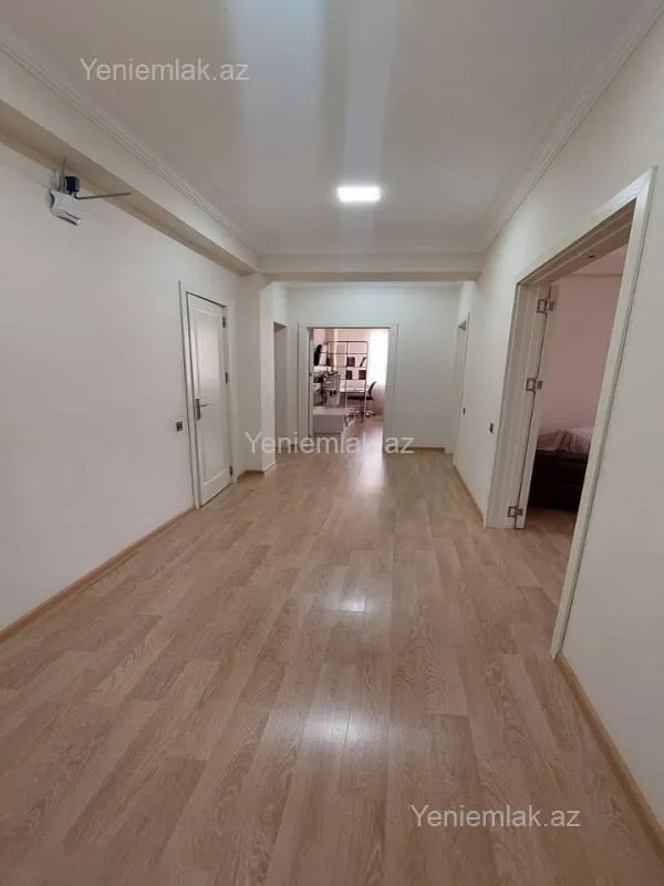 Satılır 4 otaqlı yeni tikili 142 m²