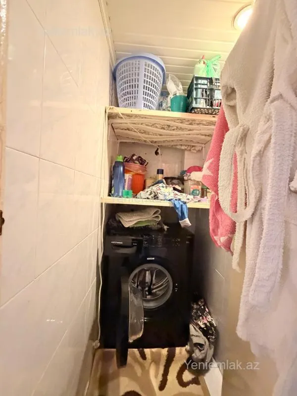 Satılır 3 otaqlı köhnə tikili 60 m²