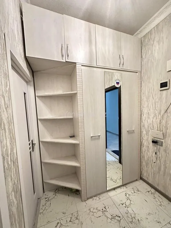 Satılır 2 otaqlı yeni tikili 50 m²