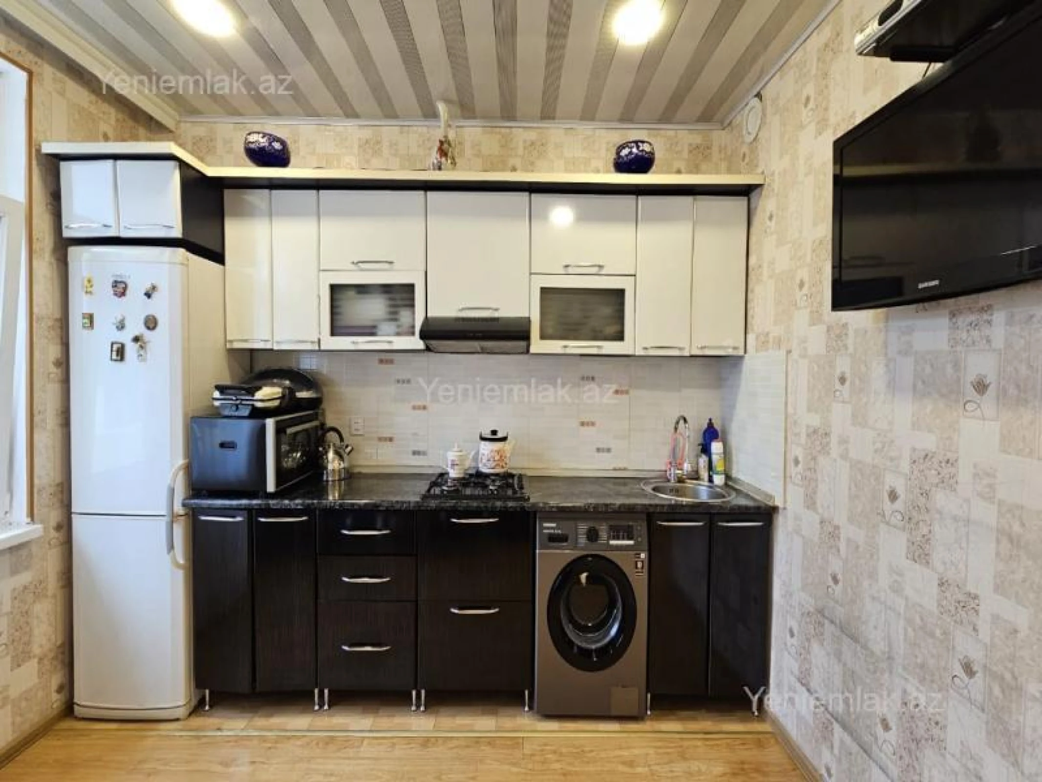 Satılır 2 otaqlı yeni tikili 60 m²