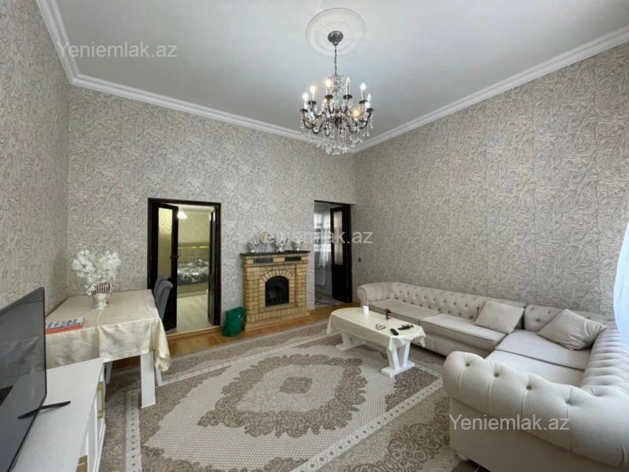 Satılır 2 otaqlı köhnə tikili 73 m²