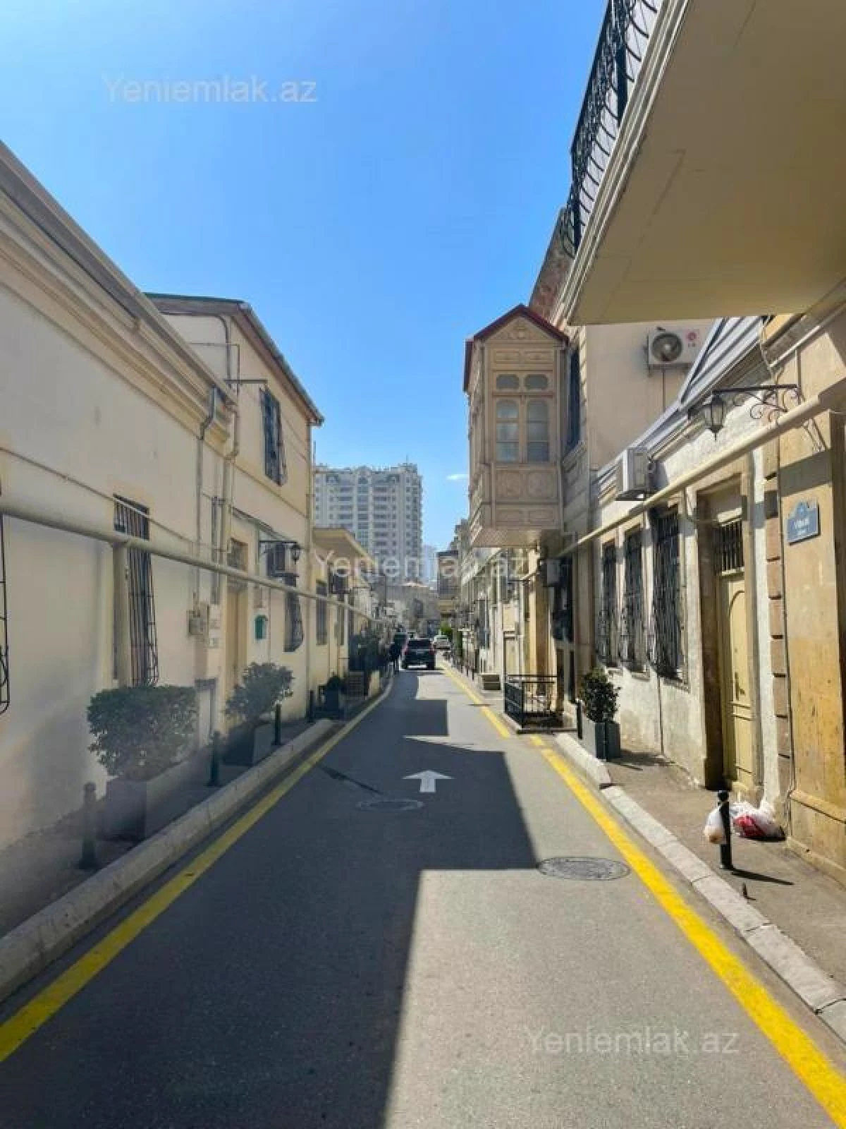 Satılır 2 otaqlı köhnə tikili 73 m²