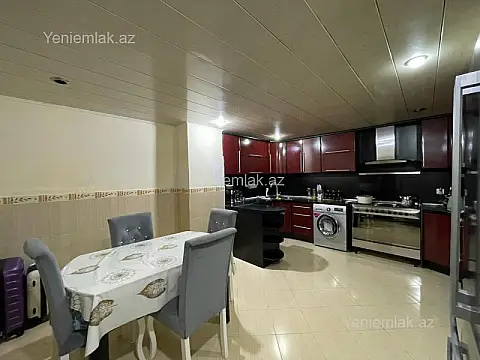 Satılır 2 otaqlı köhnə tikili 73 m²