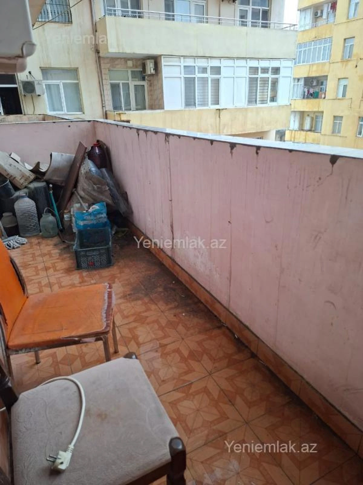 Satılır 2 otaqlı yeni tikili 70 m²