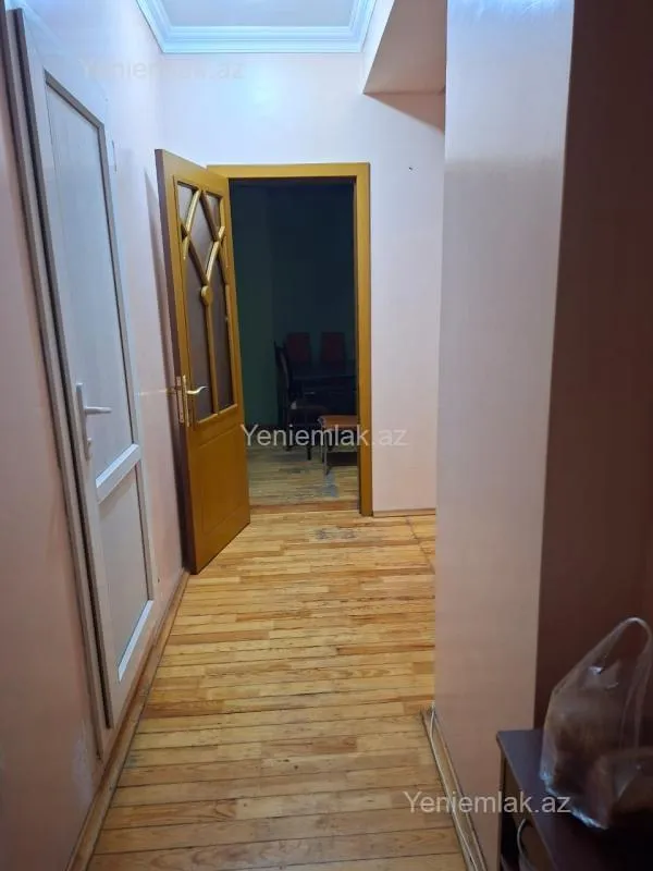 Satılır 2 otaqlı yeni tikili 70 m²