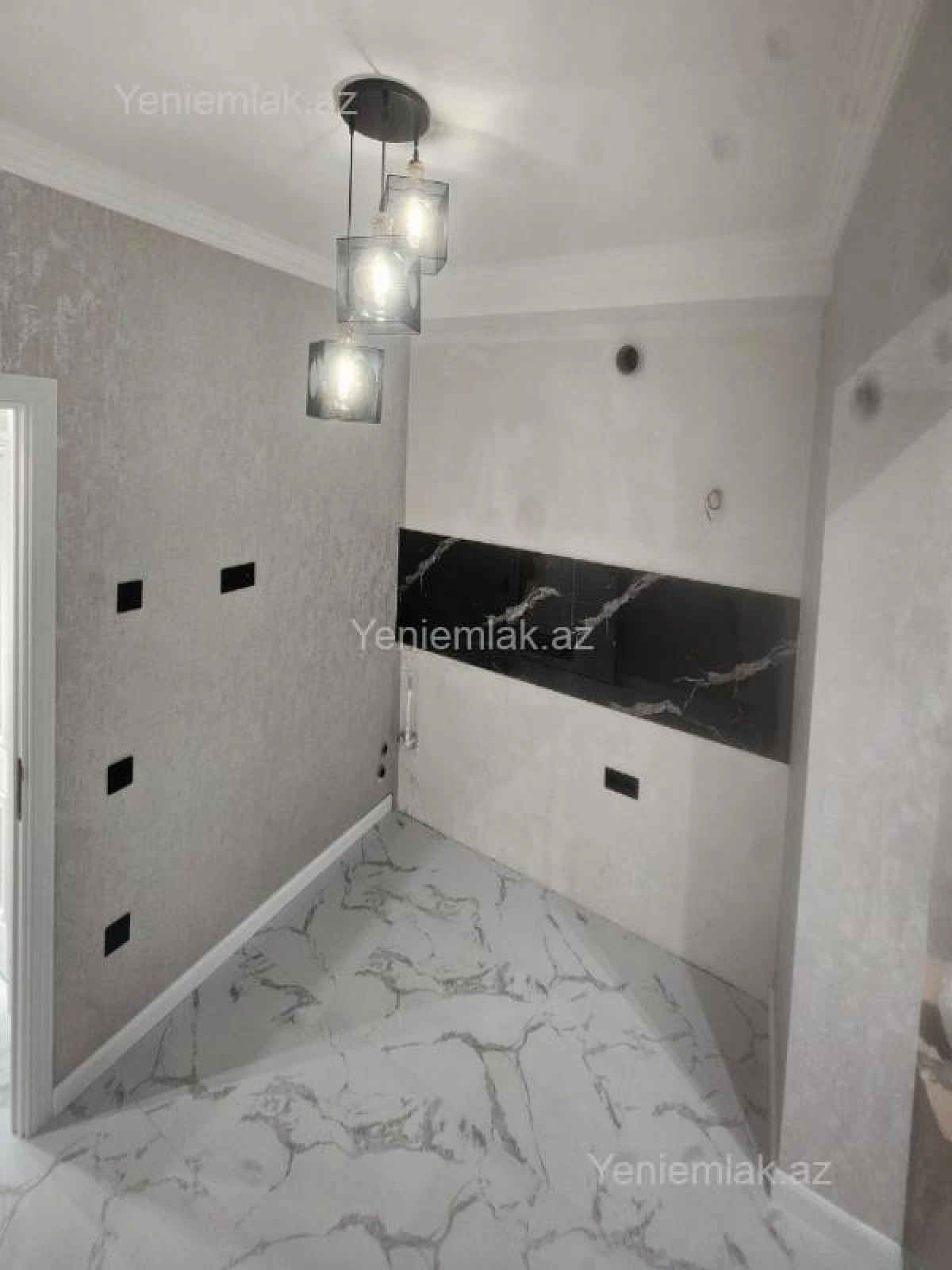 Satılır 2 otaqlı köhnə tikili 55 m²