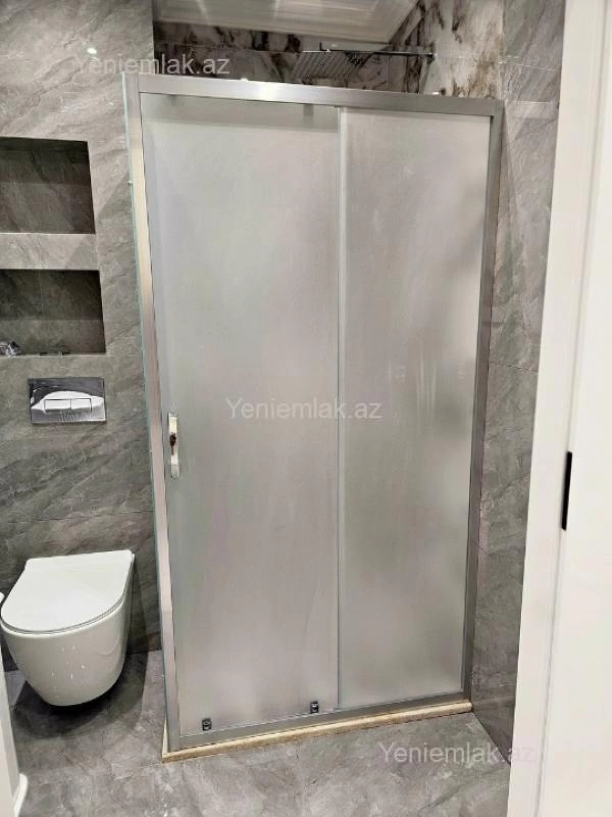 Satılır 2 otaqlı köhnə tikili 55 m²
