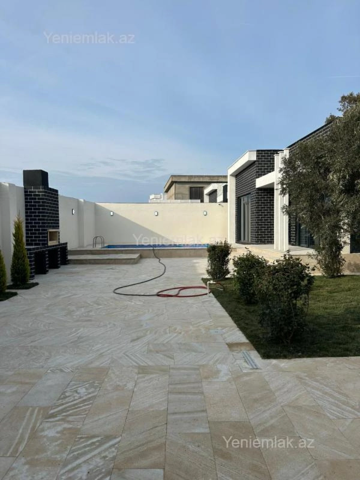 Satılır 4 otaqlı həyət evi 170 m²