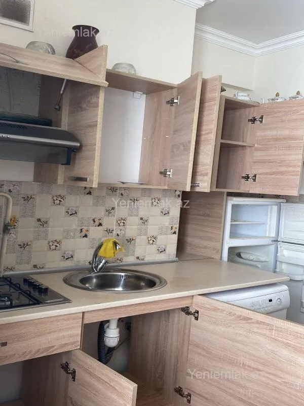 Satılır 1 otaqlı yeni tikili 40 m²
