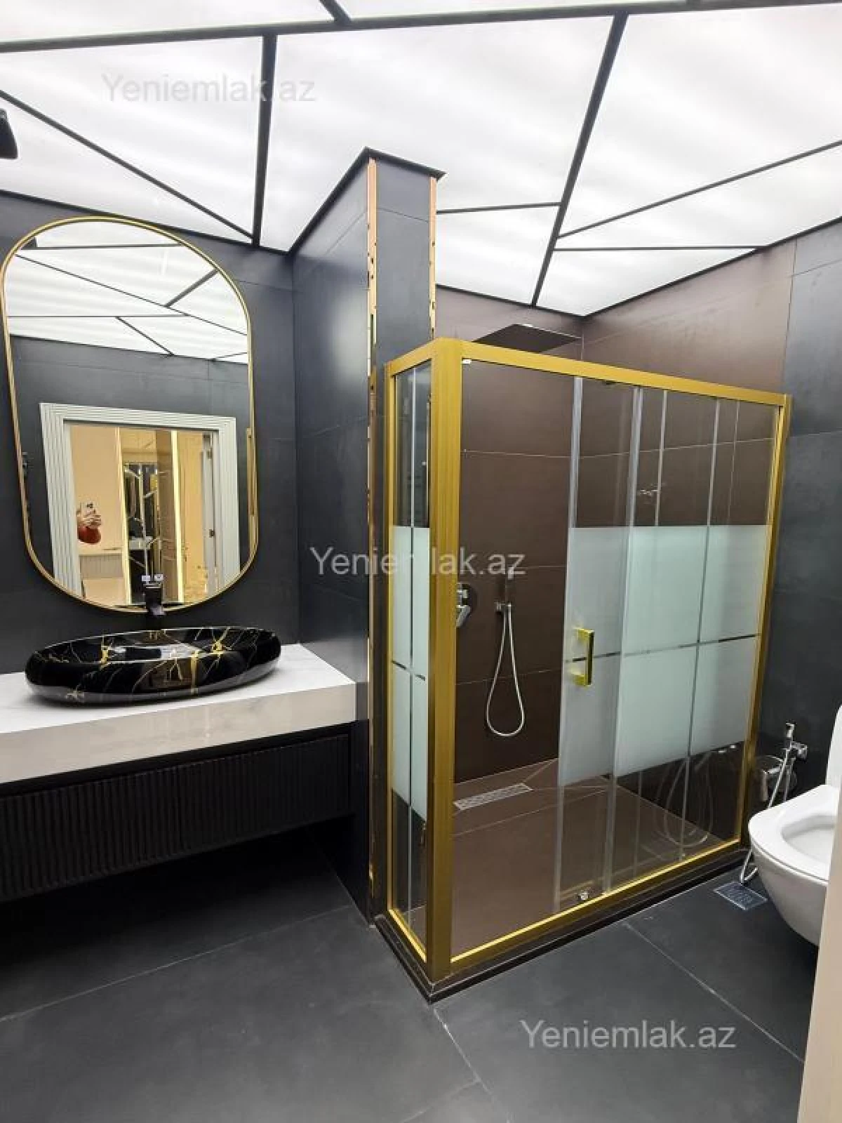 Satılır 3 otaqlı yeni tikili 100 m²