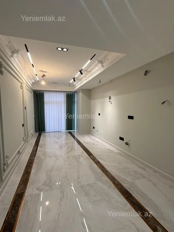 Satılır 3 otaqlı yeni tikili 100 m²