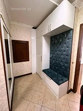 Satılır 2 otaqlı köhnə tikili 60 m²