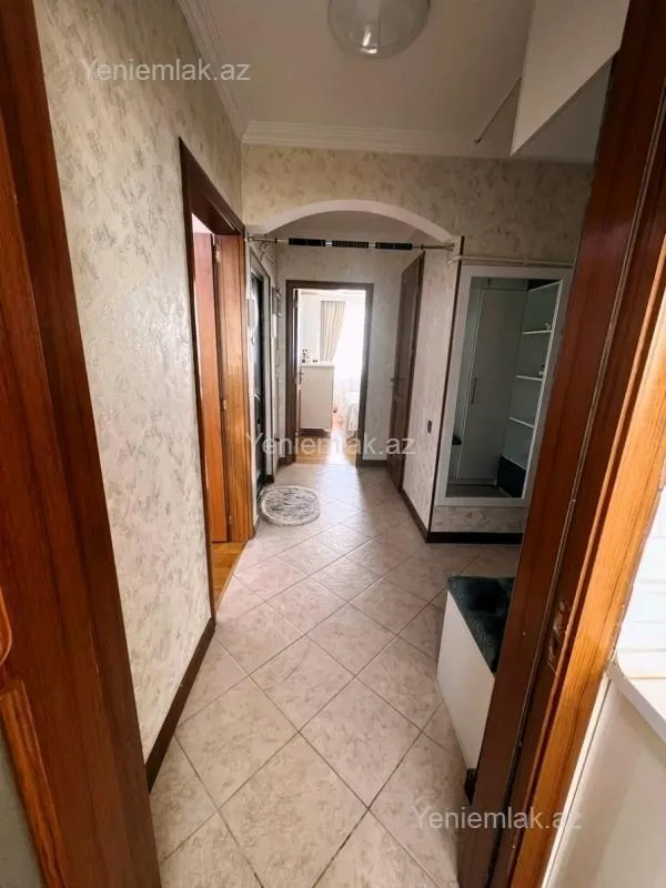Satılır 2 otaqlı köhnə tikili 60 m²