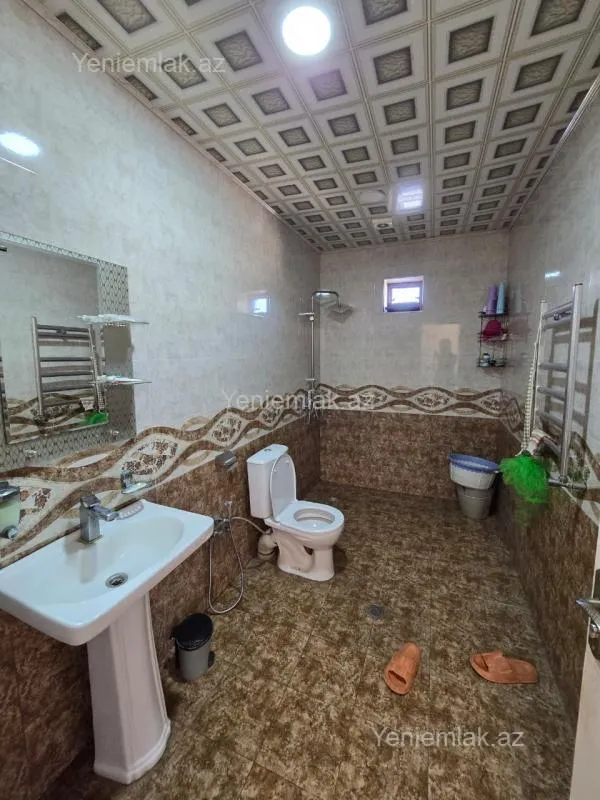 Satılır 3 otaqlı həyət evi 100 m²