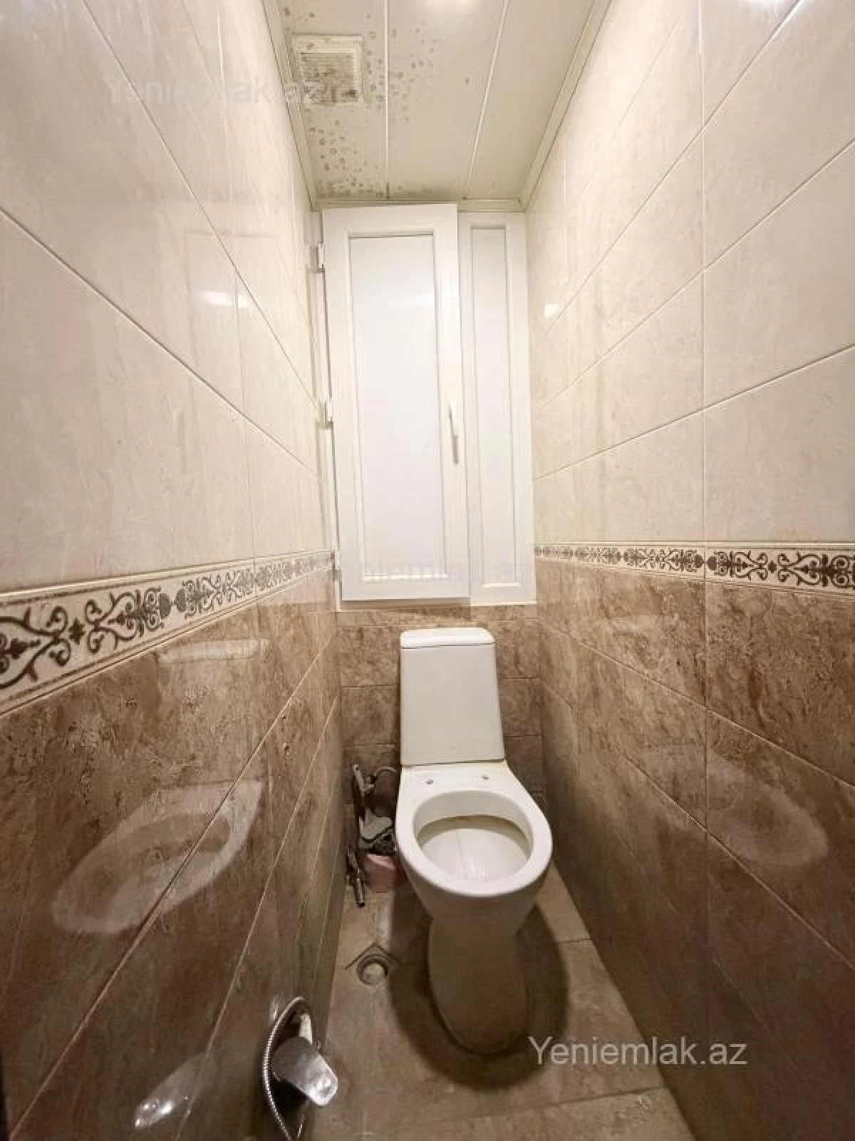 Satılır 4 otaqlı köhnə tikili 100 m²