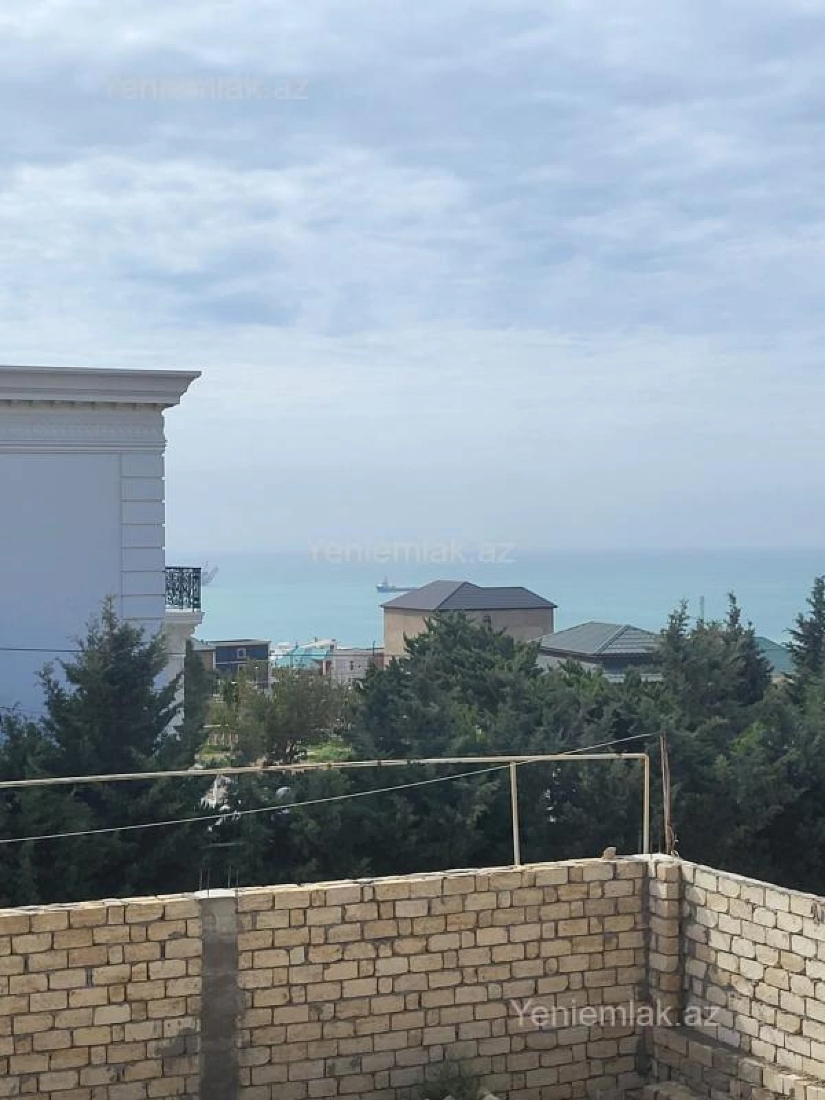 Satılır 6 otaqlı həyət evi 360 m²