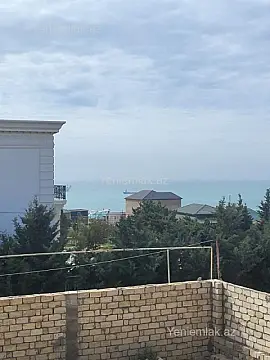 Satılır 6 otaqlı həyət evi 360 m²