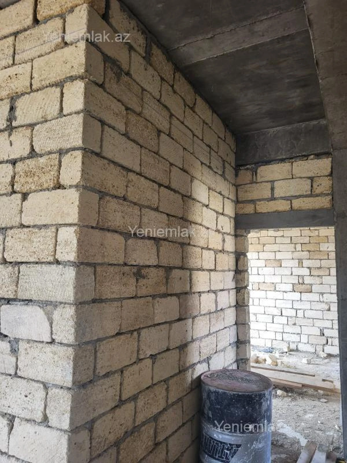 Satılır 6 otaqlı həyət evi 360 m²