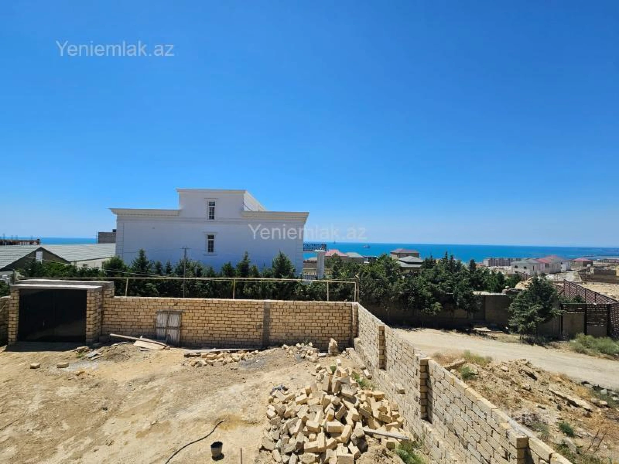 Satılır 6 otaqlı həyət evi 360 m²