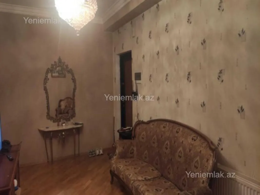 Satılır 3 otaqlı yeni tikili 100 m²