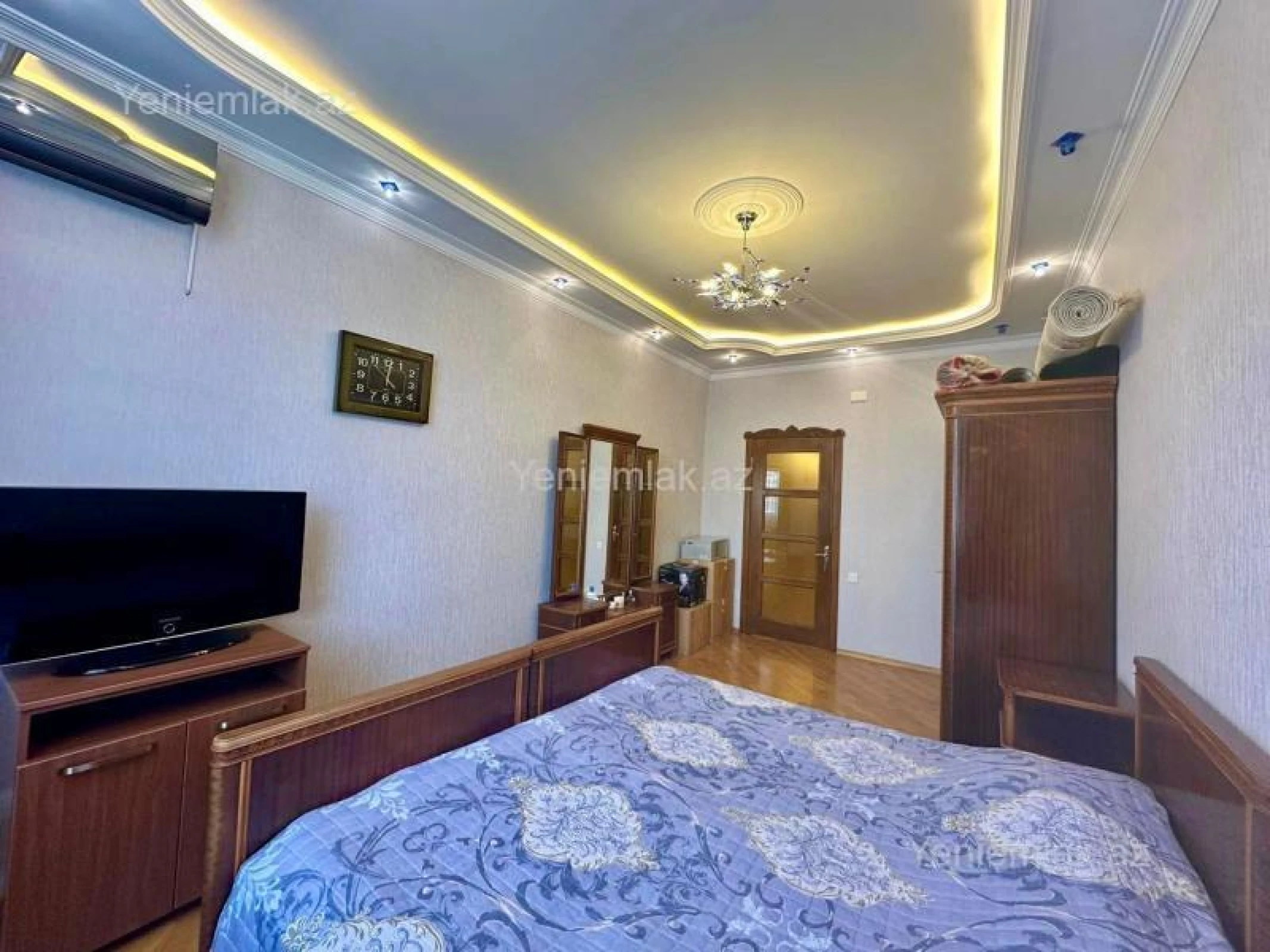 Satılır 3 otaqlı yeni tikili 140 m²