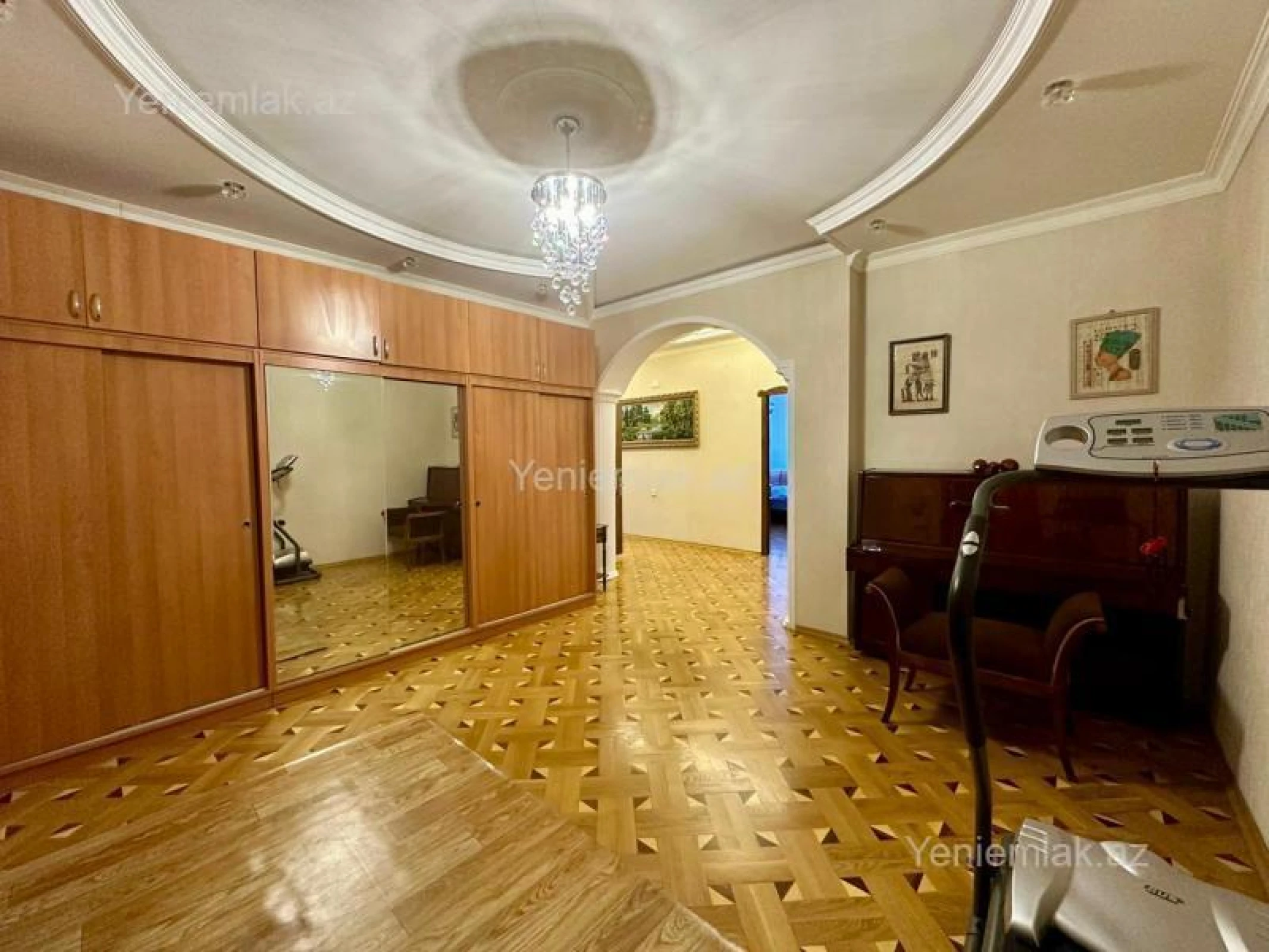 Satılır 3 otaqlı yeni tikili 140 m²