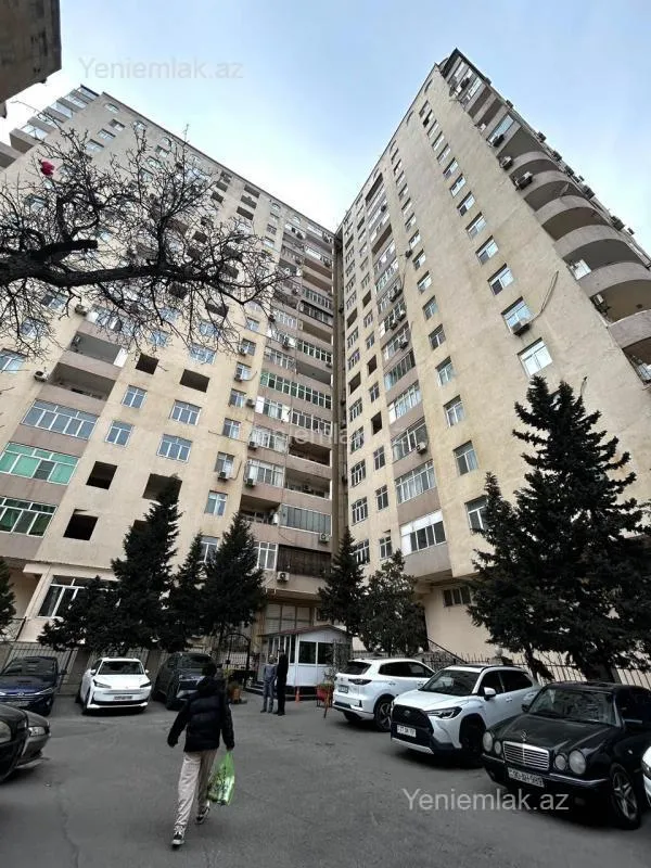 Satılır 3 otaqlı yeni tikili 140 m²