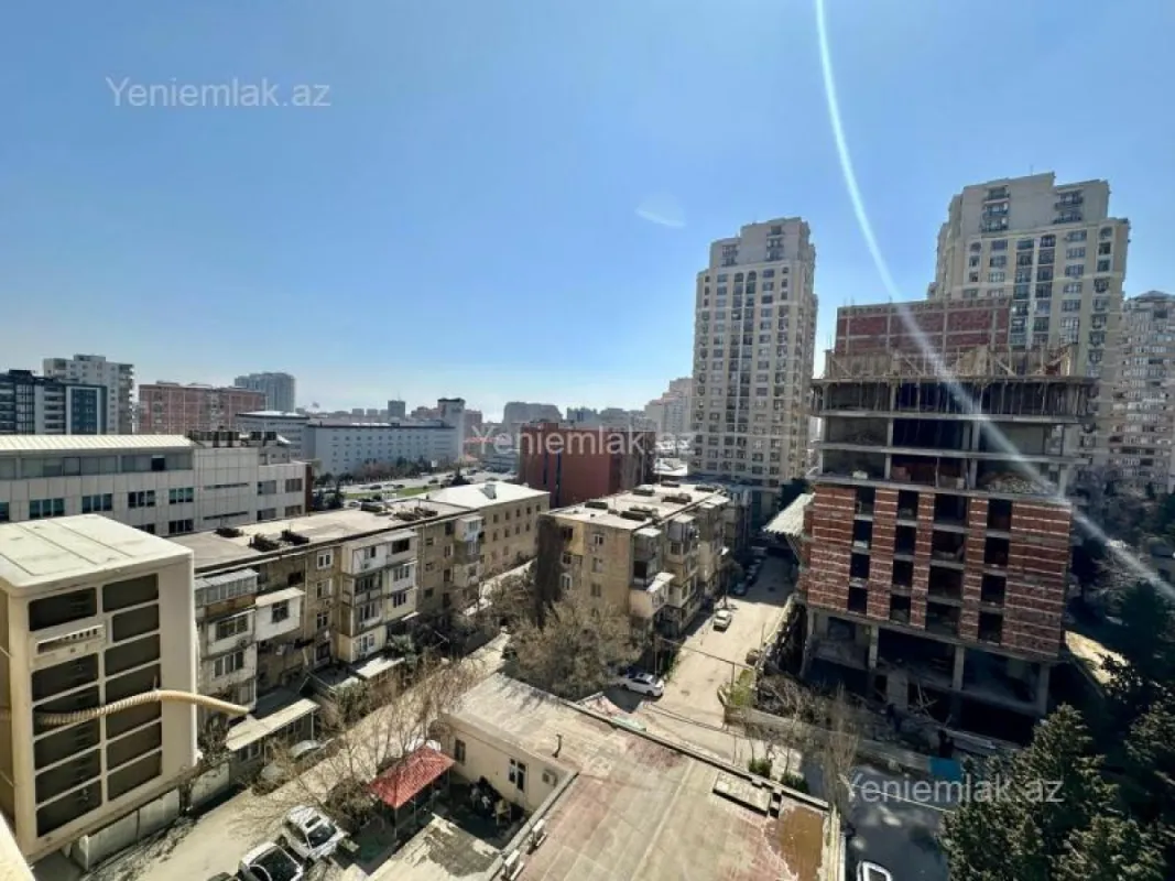 Satılır 3 otaqlı yeni tikili 140 m²