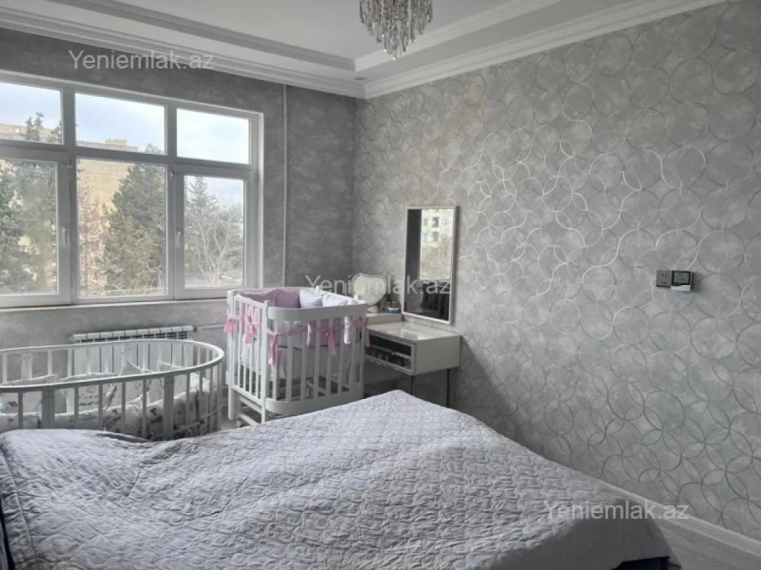 Satılır 3 otaqlı köhnə tikili 75 m²