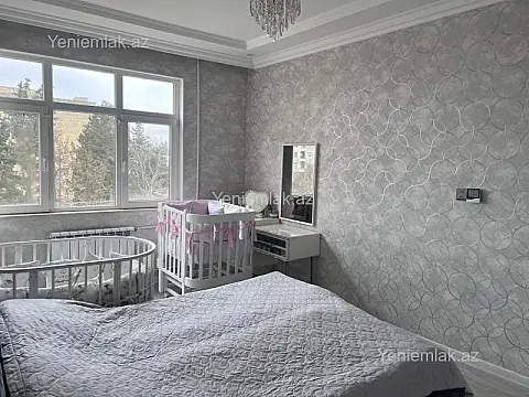 Satılır 3 otaqlı köhnə tikili 75 m²