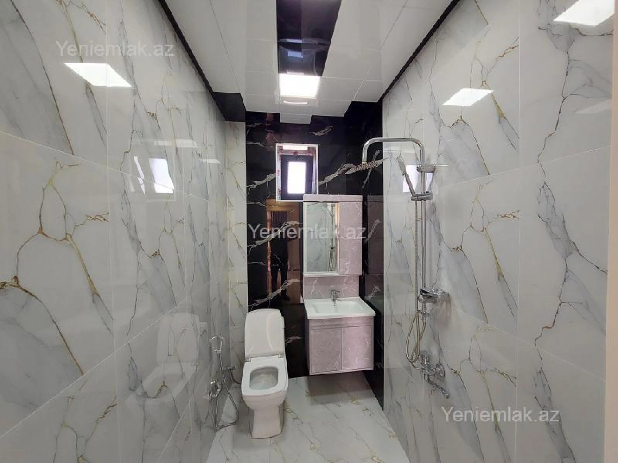 Satılır 5 otaqlı həyət evi 20.5 m²