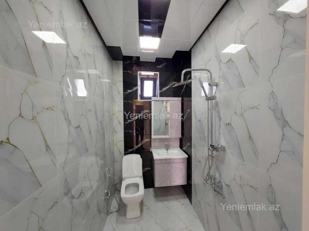 Satılır 5 otaqlı həyət evi 20.5 m²