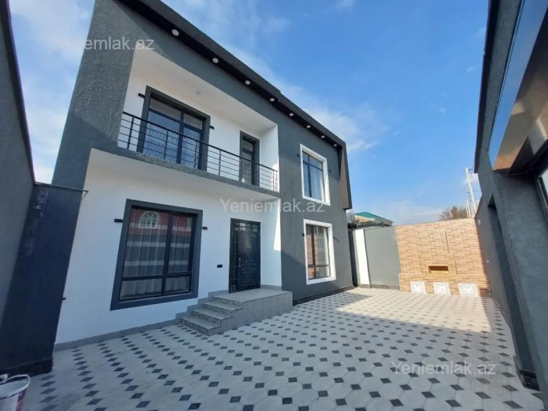 Satılır 5 otaqlı həyət evi 20.5 m²