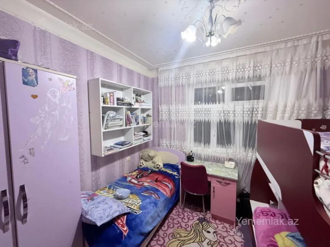 Satılır 3 otaqlı köhnə tikili 70 m²