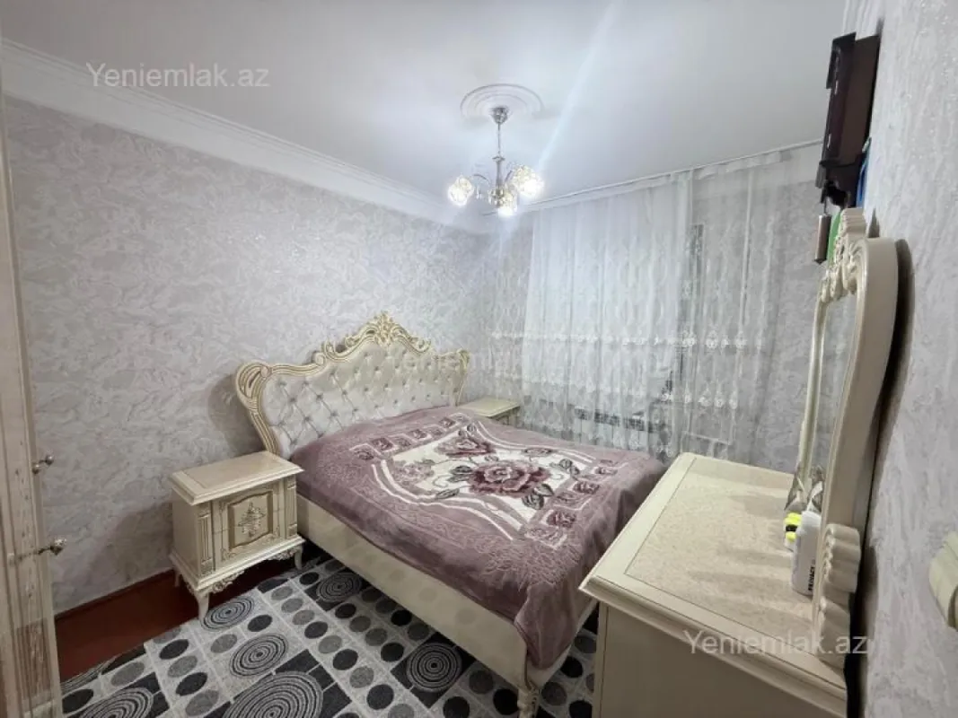 Satılır 3 otaqlı köhnə tikili 70 m²