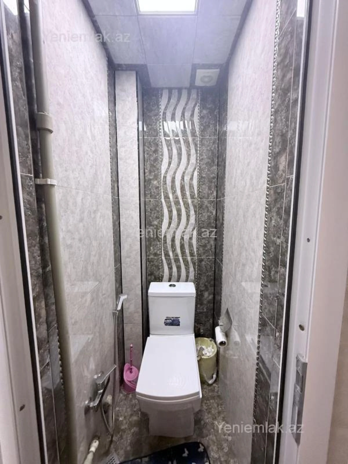 Satılır 3 otaqlı köhnə tikili 70 m²