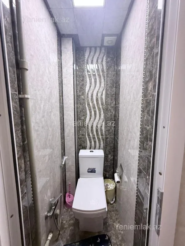 Satılır 3 otaqlı köhnə tikili 70 m²