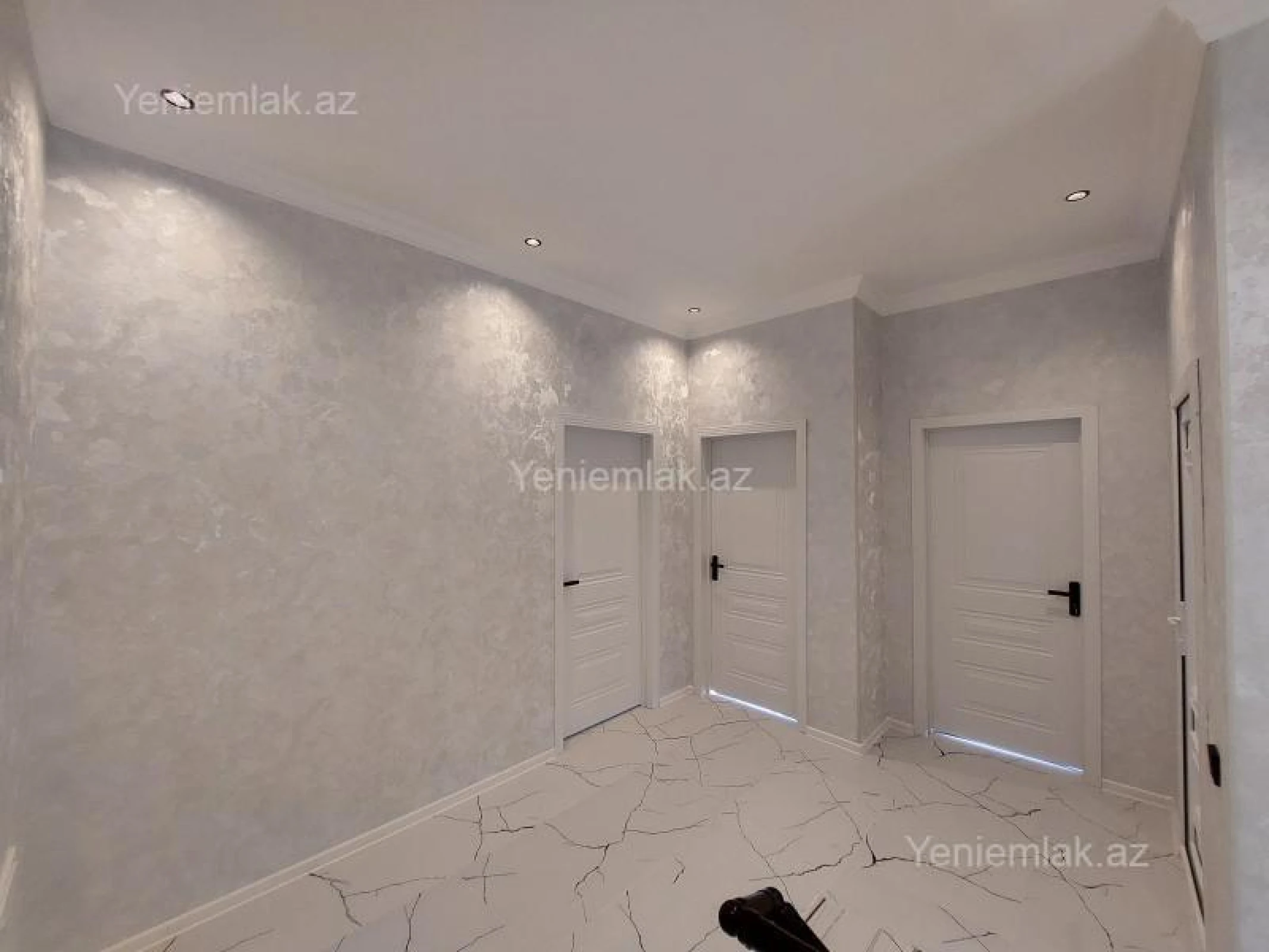 Satılır 4 otaqlı həyət evi 17.5 m²