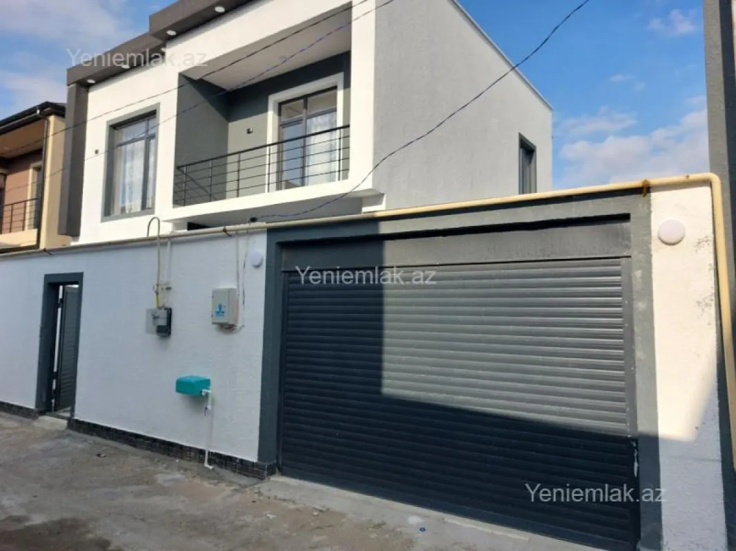 Satılır 4 otaqlı həyət evi 17.5 m²