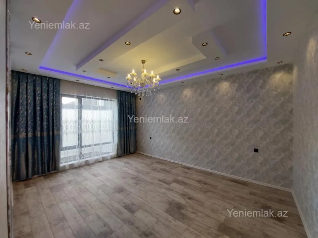 Satılır 4 otaqlı həyət evi 17.5 m²
