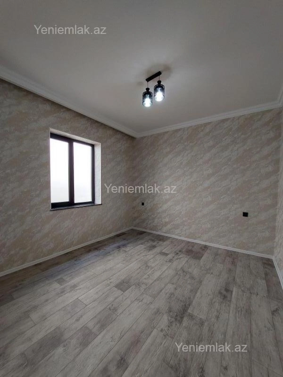 Satılır 4 otaqlı həyət evi 157 m²