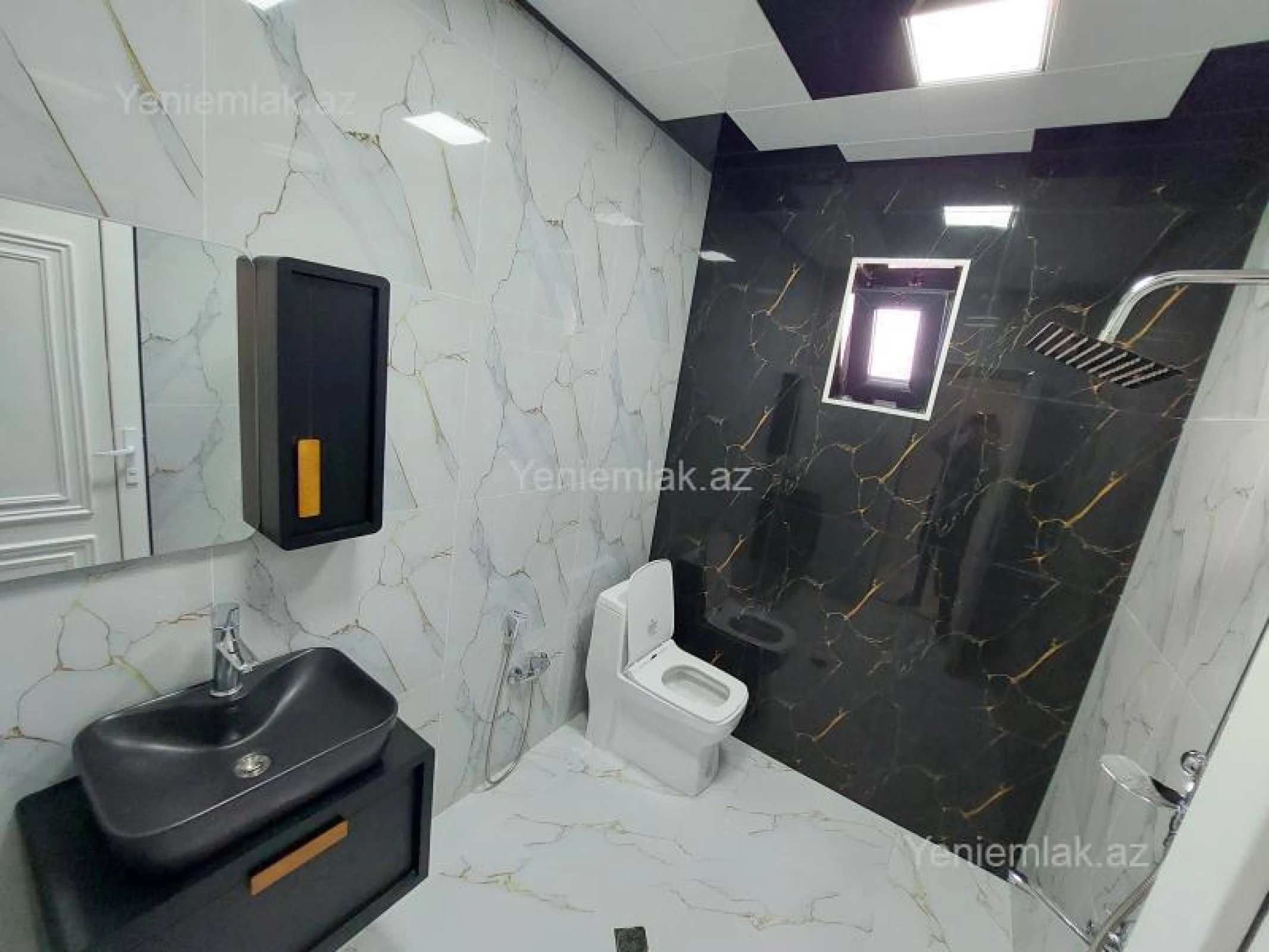 Satılır 4 otaqlı həyət evi 157 m²