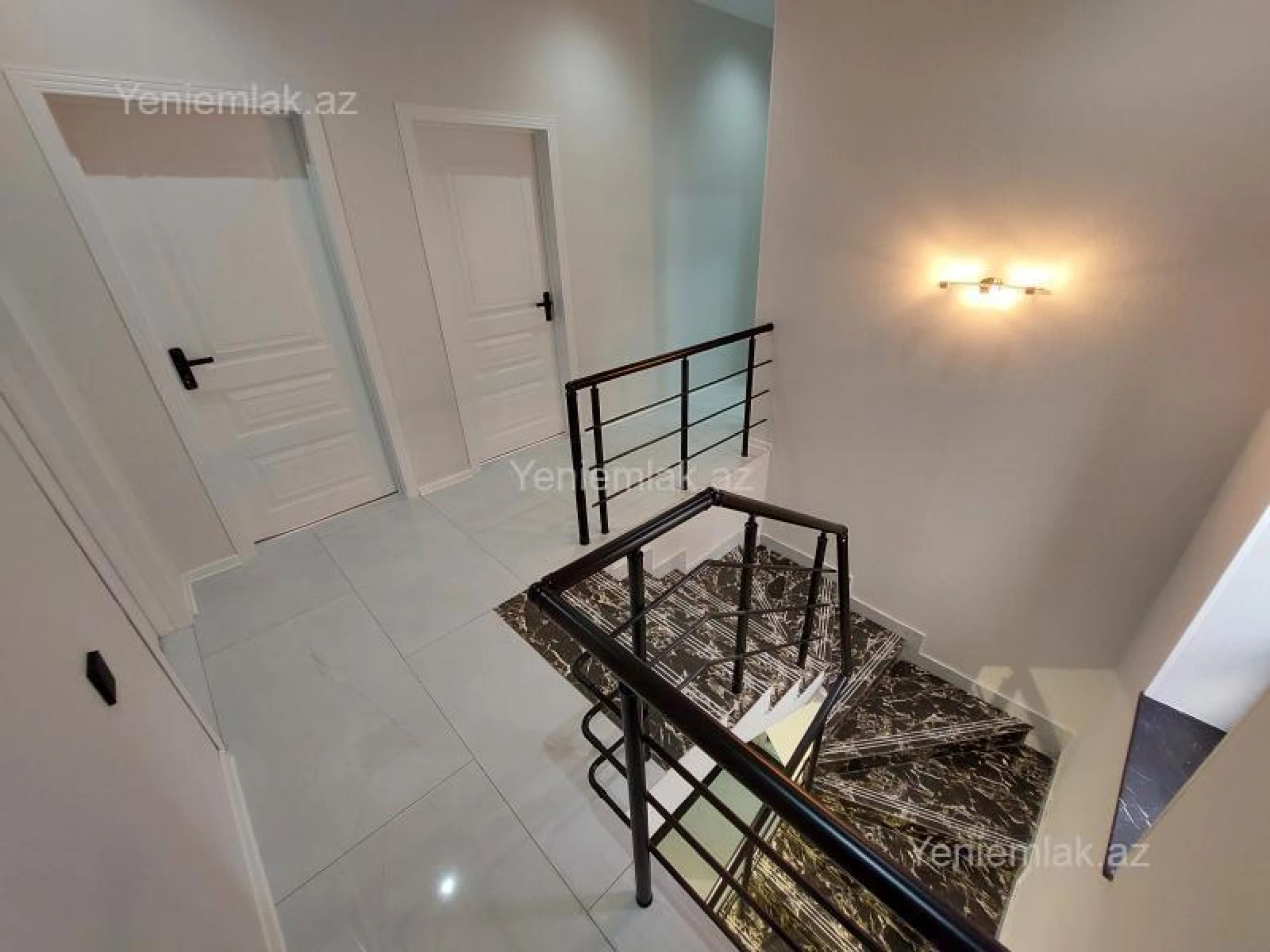 Satılır 4 otaqlı həyət evi 157 m²